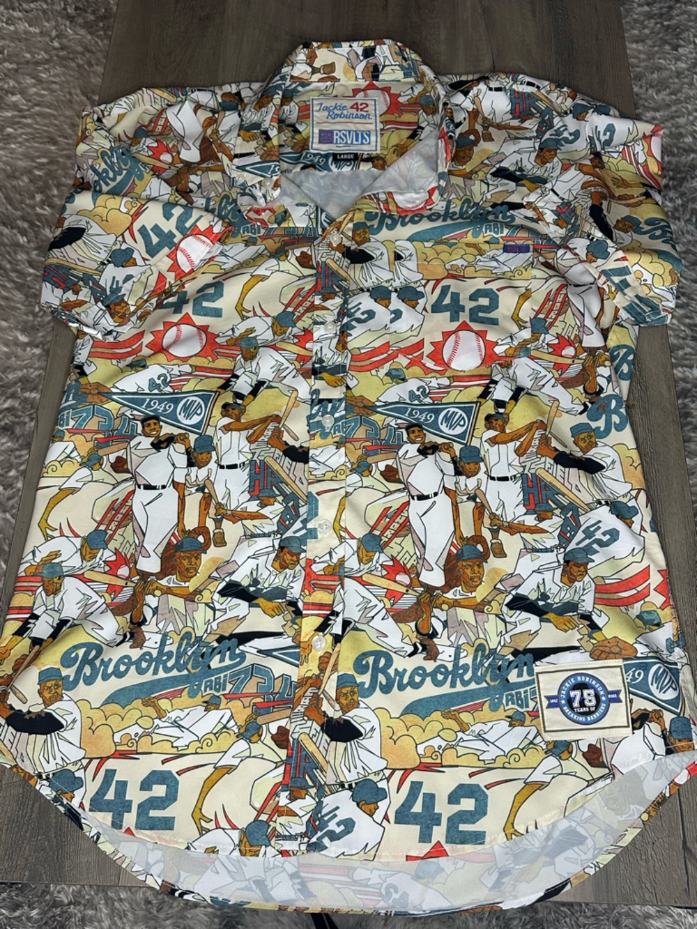 NWOT RSVLTS Jackie Robinson Graphic Button Down Shirt Sz Large